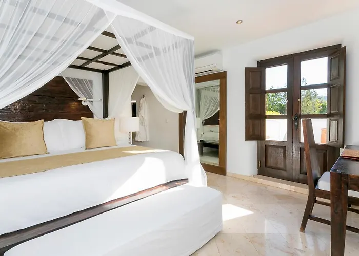 Atzaro * سانتا أيُلاريا ذيس ريو