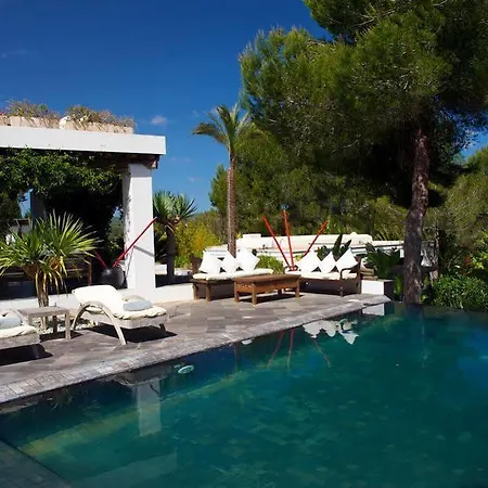 Atzaro * Santa Eularia des Riu