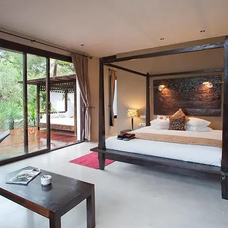 Atzaro Летний дом