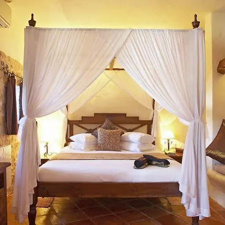 Landhuis Atzaro Santa Eularia des Riu