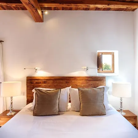 Atzaro Santa Eularia des Riu