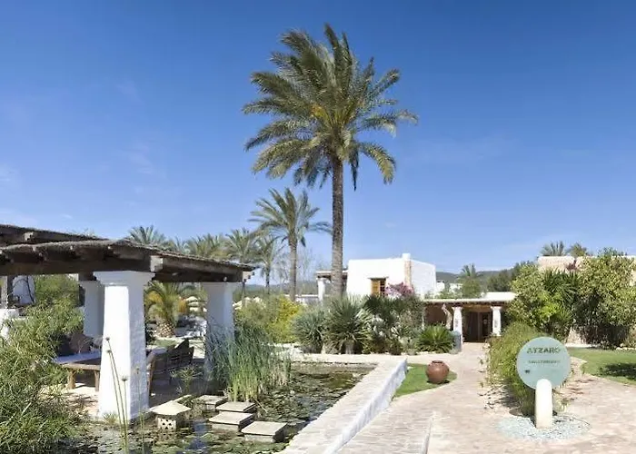 Atzaro Santa Eularia des Riu