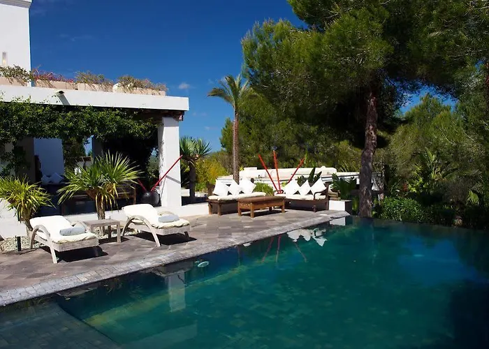 Atzaro * Santa Eularia des Riu