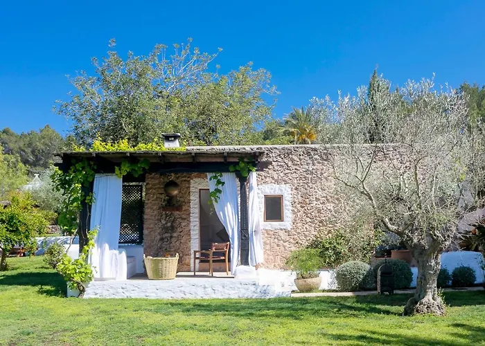 Atzaro Country house *