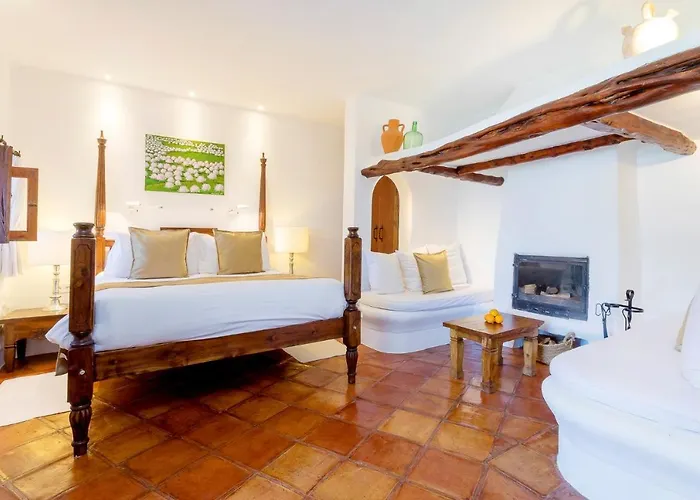 Atzaro Country house *